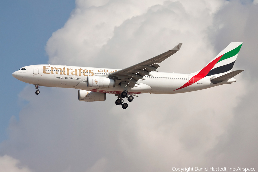 Emirates Airbus A330-243 (A6-EAS) | Photo 618842