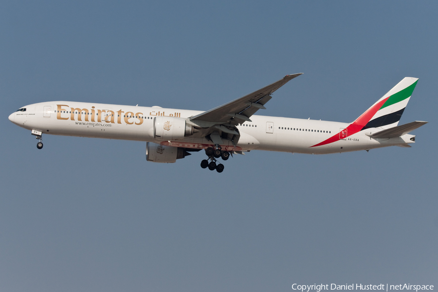 Emirates Boeing 777-31H(ER) (A6-EBA) | Photo 415582