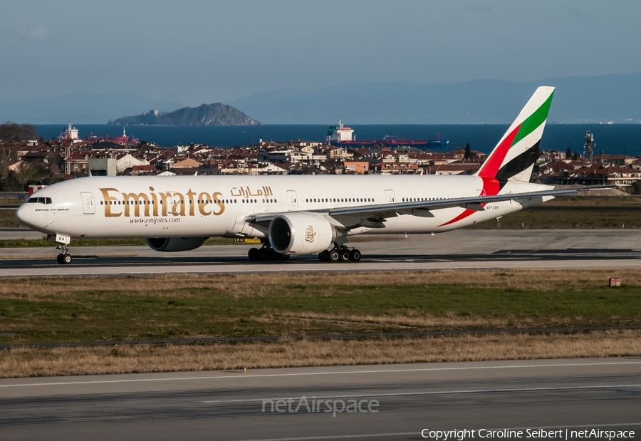 Emirates Boeing 777-31H(ER) (A6-EBA) | Photo 100289