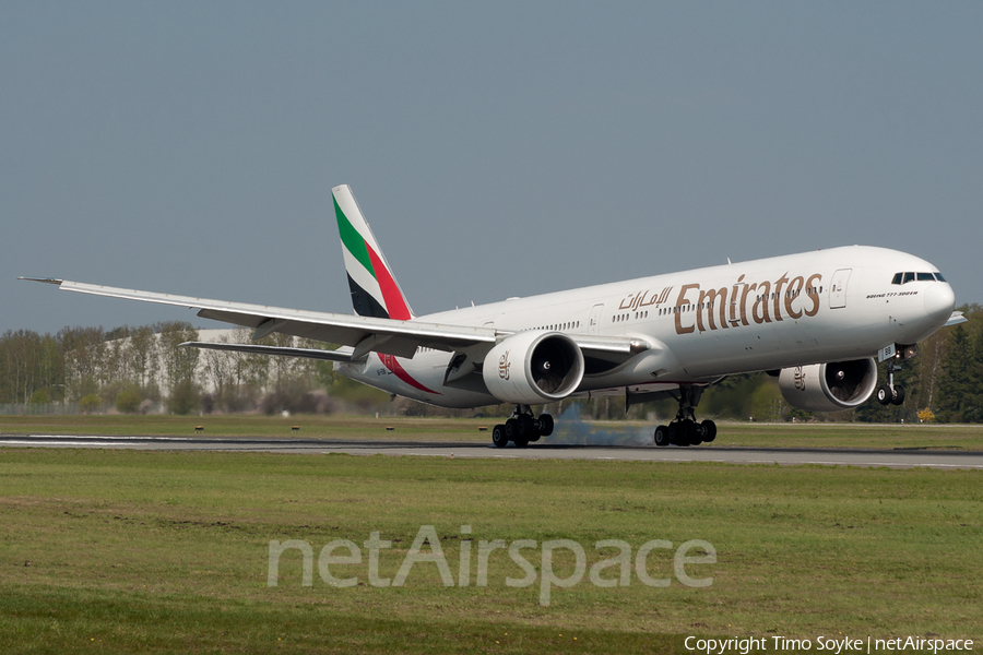Emirates Boeing 777-36N(ER) (A6-EBB) | Photo 39229