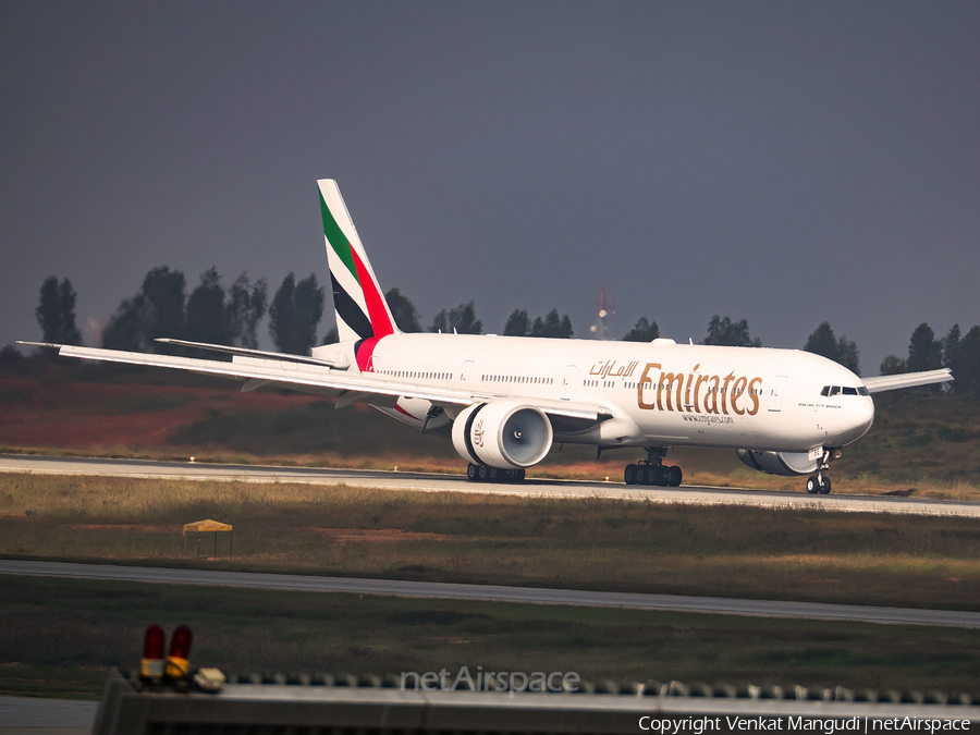 Emirates Boeing 777-36N(ER) (A6-EBE) | Photo 132689