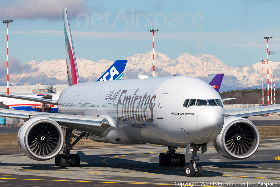 Emirates Boeing 777-36N(ER) (A6-EBE) | Photo 251707
