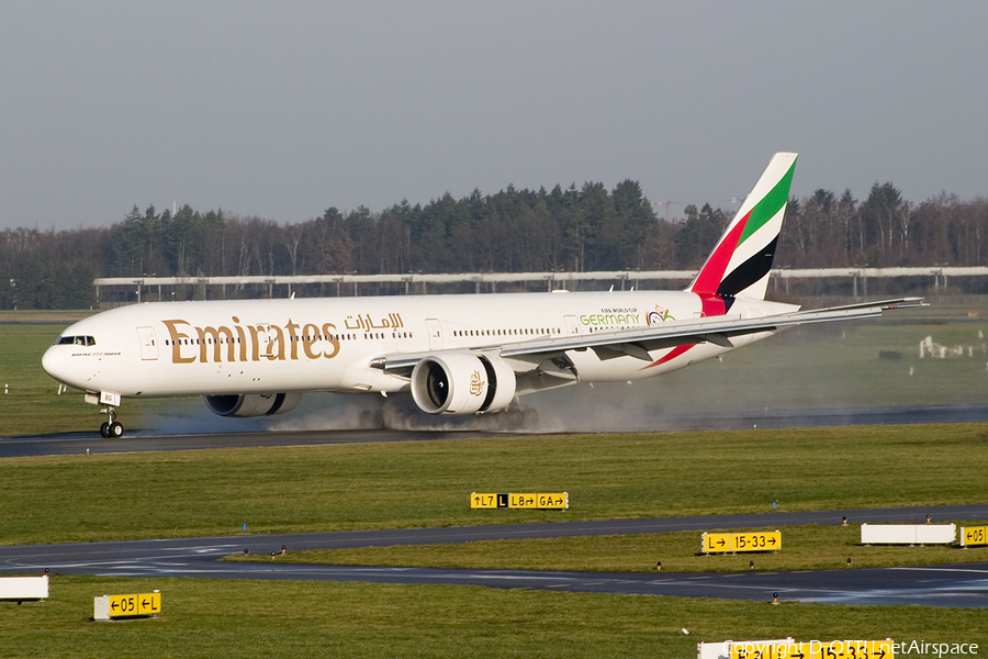 Emirates Boeing 777-36N(ER) (A6-EBG) | Photo 134597