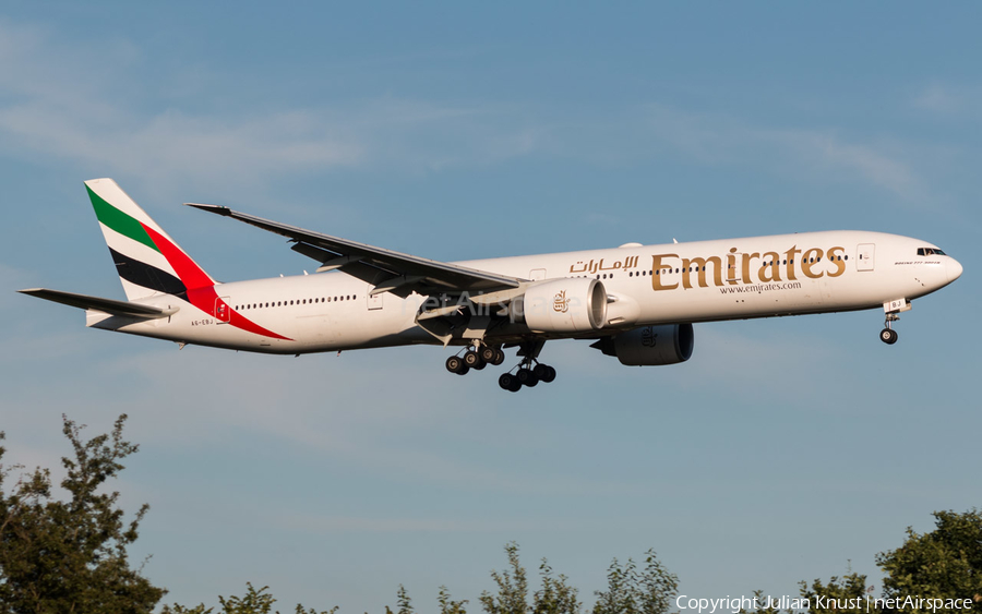 Emirates Boeing 777-36N(ER) (A6-EBJ) | Photo 173895