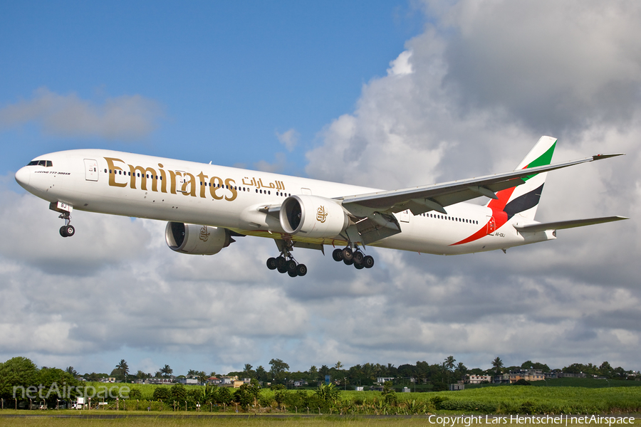 Emirates Boeing 777-36N(ER) (A6-EBJ) | Photo 425112