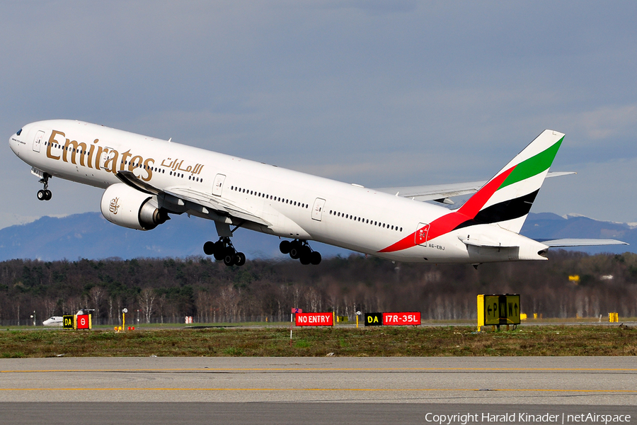 Emirates Boeing 777-36N(ER) (A6-EBJ) | Photo 293803