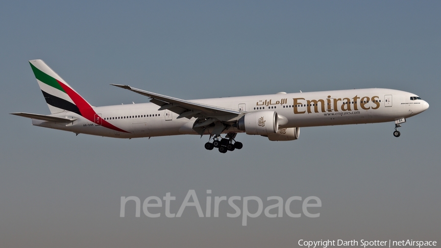 Emirates Boeing 777-31H(ER) (A6-EBK) | Photo 230886
