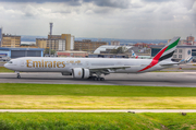 Emirates Boeing 777-31H(ER) (A6-EBK) at  Lisbon - Portela, Portugal