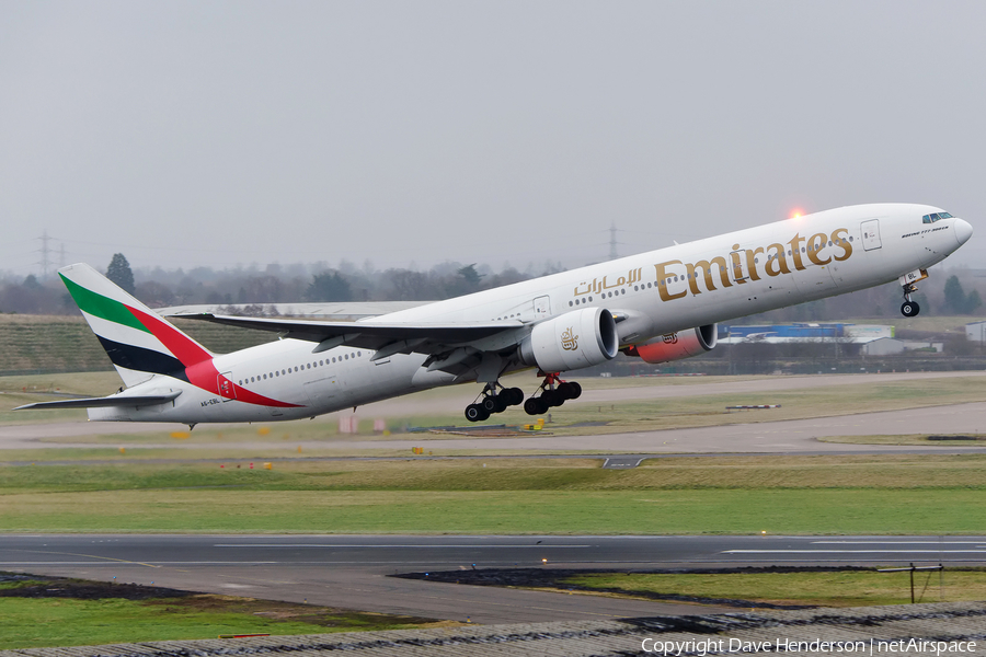 Emirates Boeing 777-31H(ER) (A6-EBL) | Photo 41440
