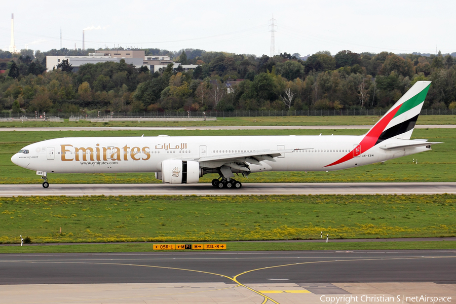 Emirates Boeing 777-31H(ER) (A6-EBM) | Photo 407333