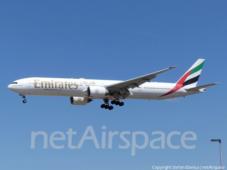 Emirates Boeing 777-31H(ER) (A6-EBM) | Photo 516747