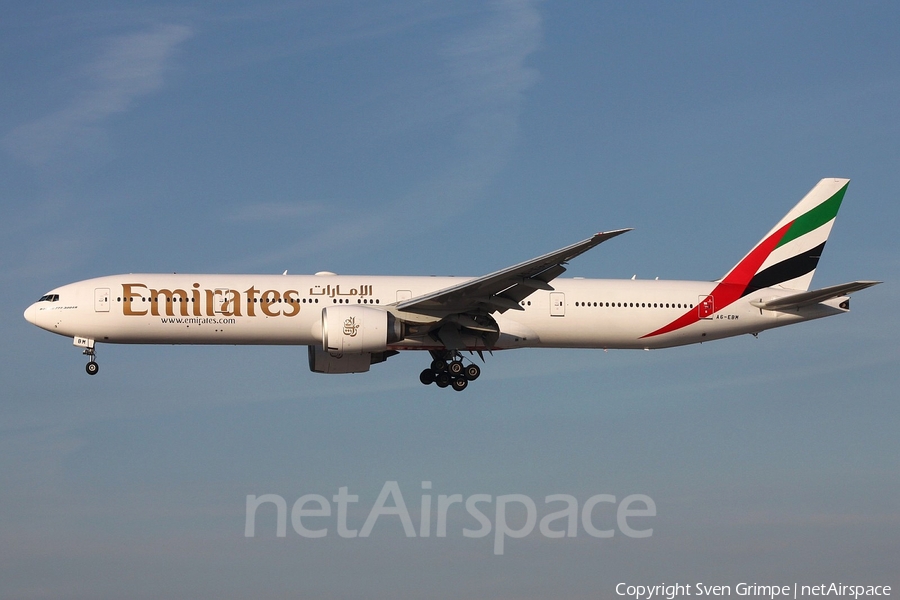 Emirates Boeing 777-31H(ER) (A6-EBM) | Photo 170057