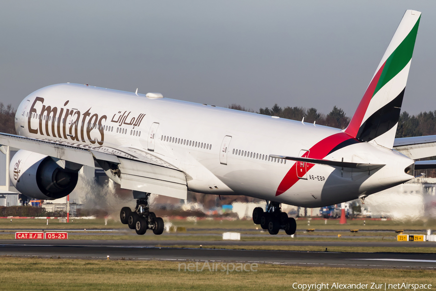 Emirates Boeing 777-31H(ER) (A6-EBP) | Photo 132972