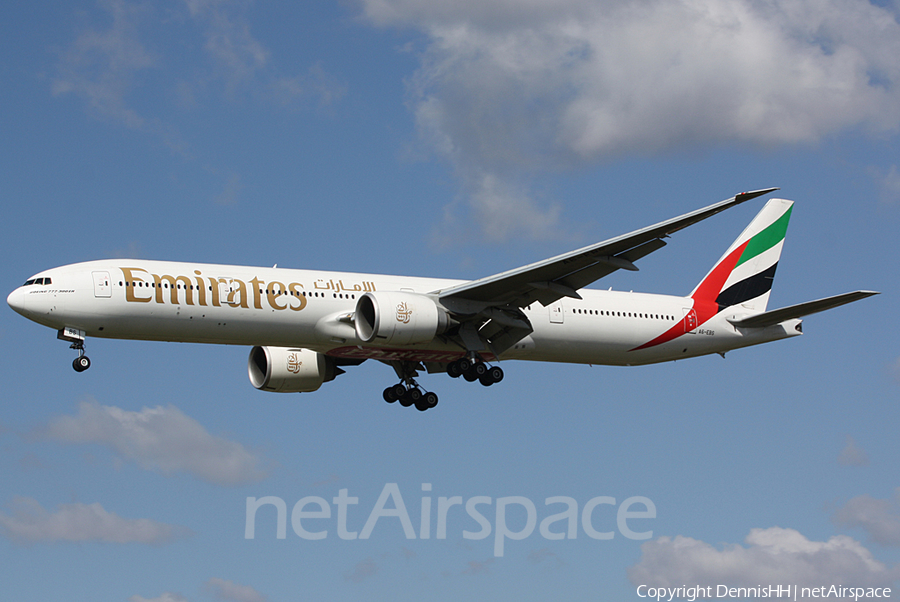 Emirates Boeing 777-31H(ER) (A6-EBS) | Photo 399264