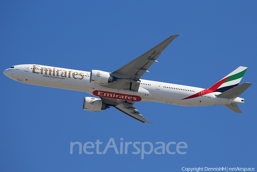 Emirates Boeing 777-31H(ER) (A6-EBT) | Photo 446420