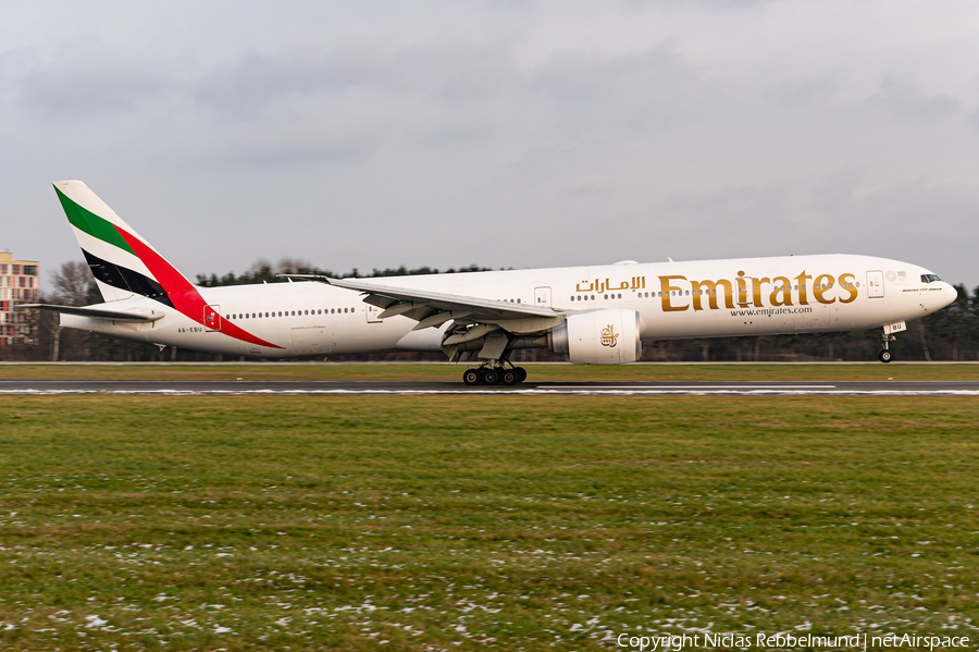 Emirates Boeing 777-31H(ER) (A6-EBU) | Photo 420900