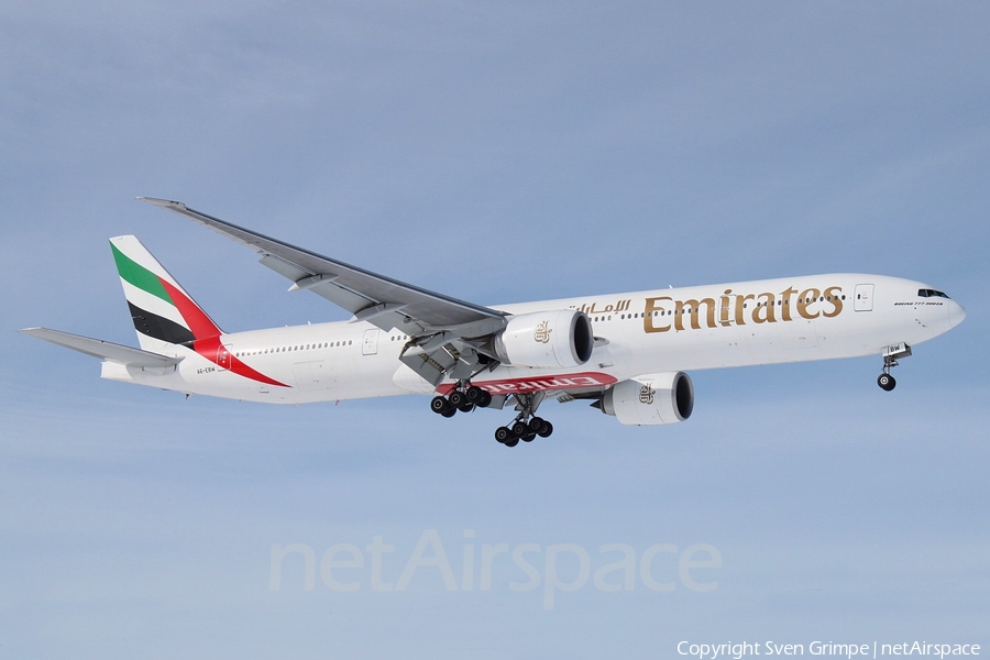 Emirates Boeing 777-31H(ER) (A6-EBW) | Photo 15581