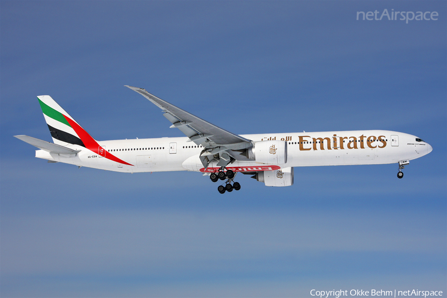 Emirates Boeing 777-31H(ER) (A6-EBW) | Photo 38530