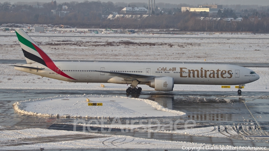 Emirates Boeing 777-31H(ER) (A6-EBY) | Photo 225974