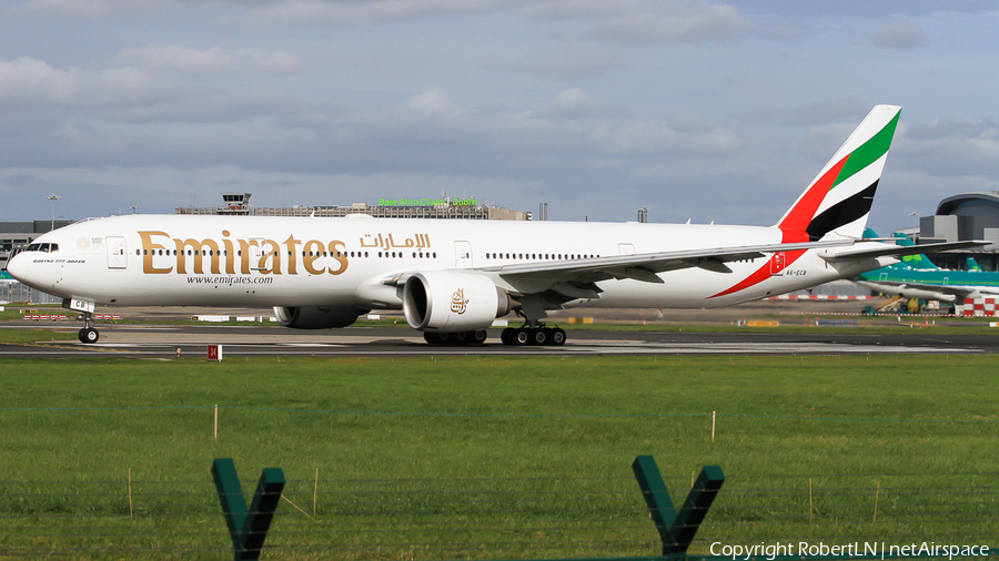 Emirates Boeing 777-31H(ER) (A6-ECB) | Photo 592582