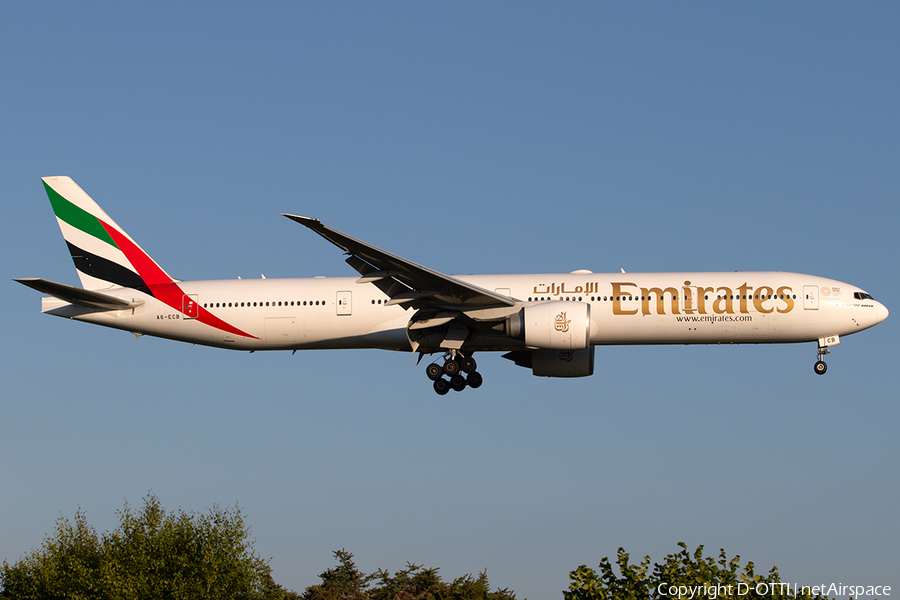 Emirates Boeing 777-31H(ER) (A6-ECB) | Photo 251932