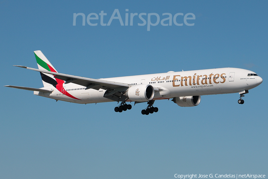 Emirates Boeing 777-36N(ER) (A6-ECC) | Photo 614911