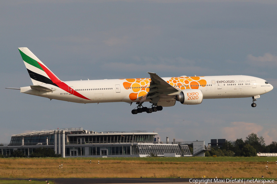 Emirates Boeing 777-36N(ER) (A6-ECD) | Photo 484390