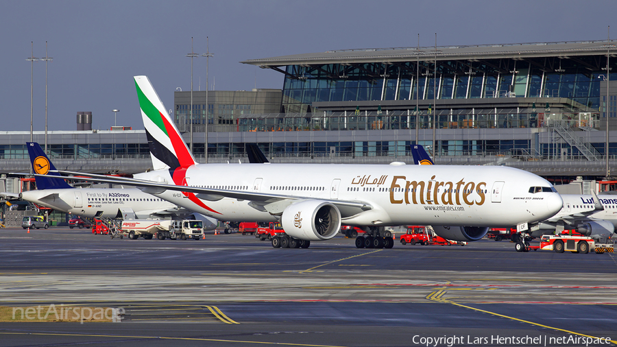 Emirates Boeing 777-31H(ER) (A6-ECF) | Photo 220915