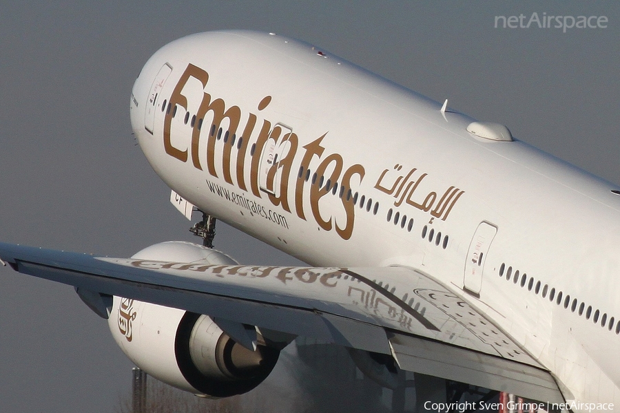 Emirates Boeing 777-31H(ER) (A6-ECF) | Photo 229264