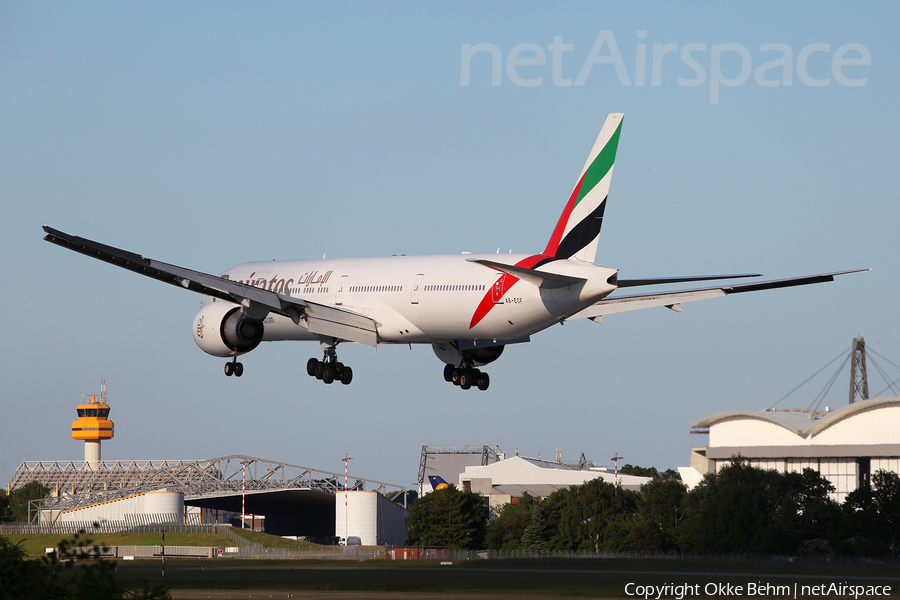 Emirates Boeing 777-31H(ER) (A6-ECF) | Photo 78404