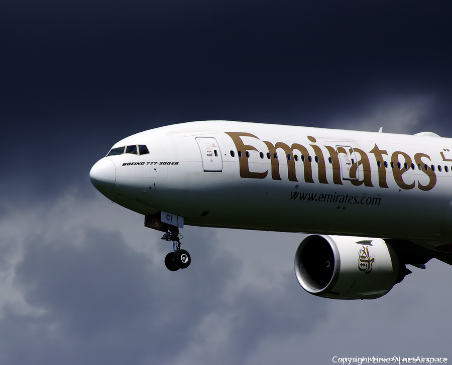 Emirates Boeing 777-31H(ER) (A6-ECI) | Photo 81447