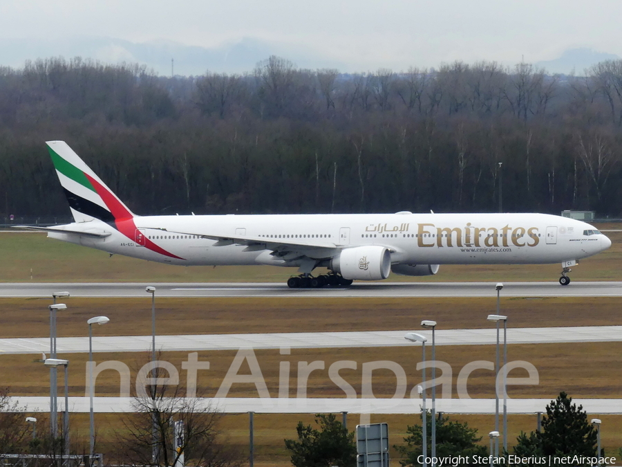 Emirates Boeing 777-31H(ER) (A6-ECI) | Photo 364496