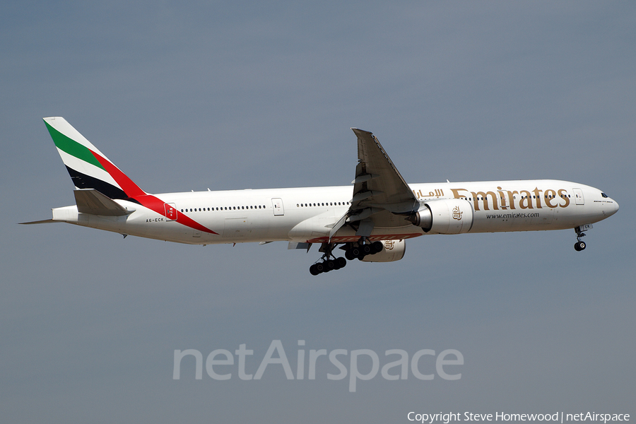 Emirates Boeing 777-31H(ER) (A6-ECK) | Photo 47816