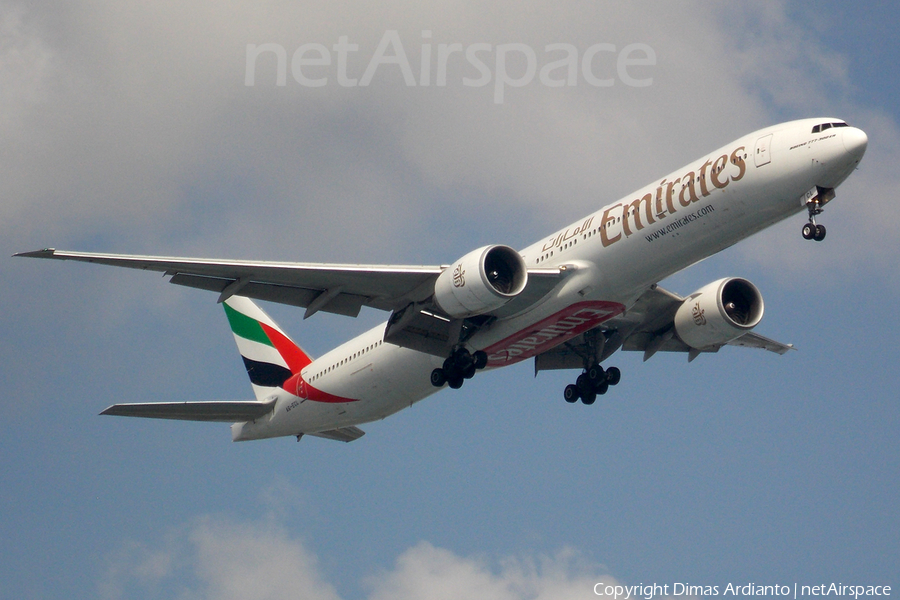 Emirates Boeing 777-36N(ER) (A6-ECL) | Photo 82390