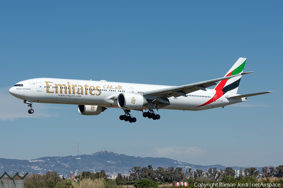 Emirates Boeing 777-36N(ER) (A6-ECM) | Photo 440207