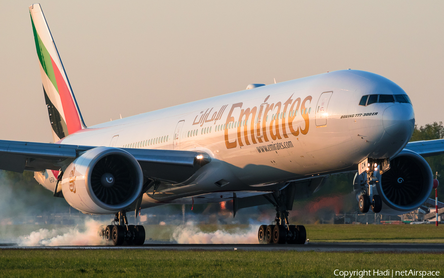 Emirates Boeing 777-36N(ER) (A6-ECM) | Photo 161880