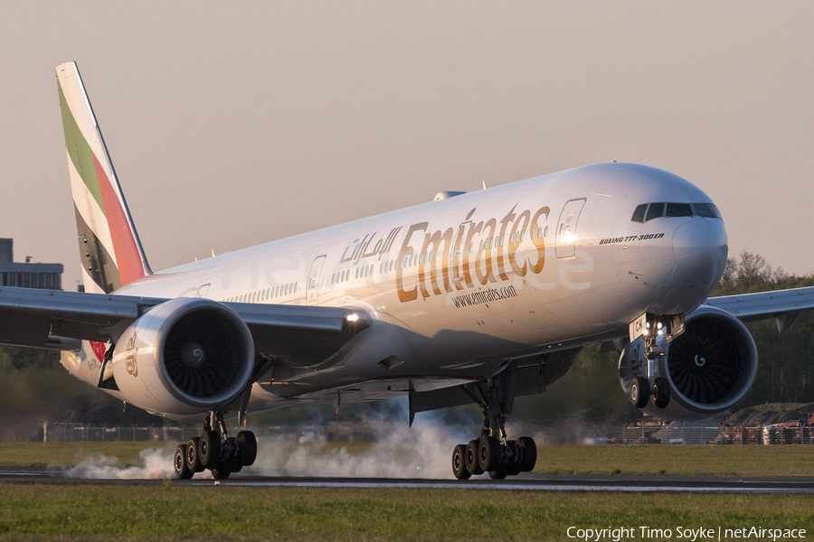 Emirates Boeing 777-36N(ER) (A6-ECM) | Photo 179398