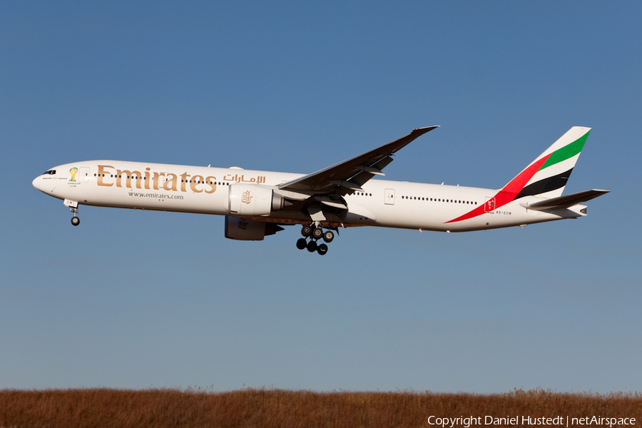 Emirates Boeing 777-36N(ER) (A6-ECM) | Photo 427338
