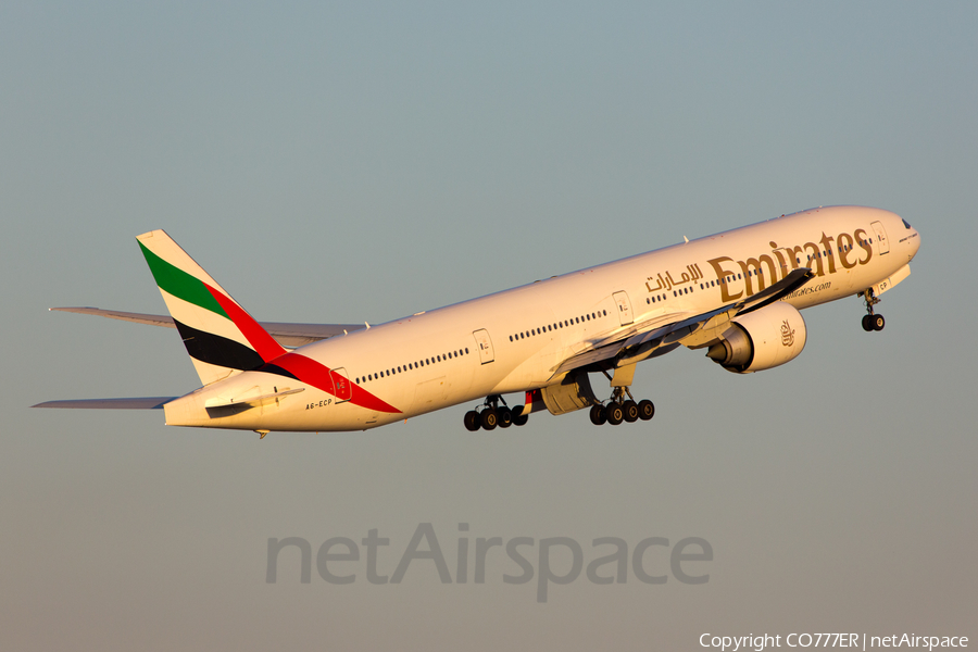Emirates Boeing 777-36N(ER) (A6-ECP) | Photo 44043