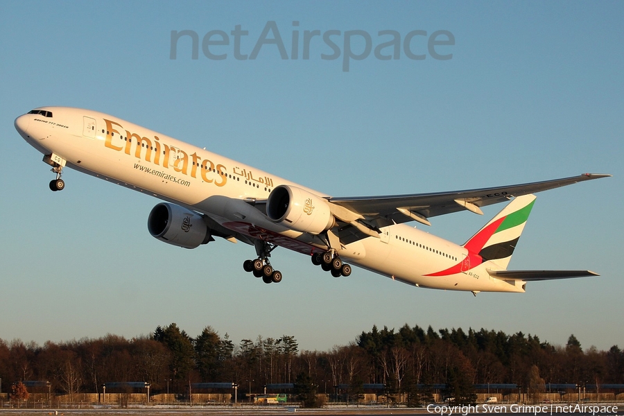 Emirates Boeing 777-36N(ER) (A6-ECQ) | Photo 15487
