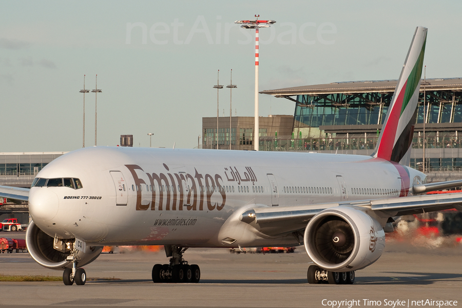 Emirates Boeing 777-36N(ER) (A6-ECQ) | Photo 57667