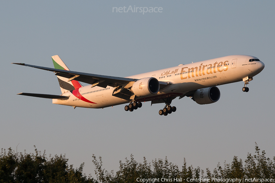 Emirates Boeing 777-31H(ER) (A6-ECR) | Photo 87119