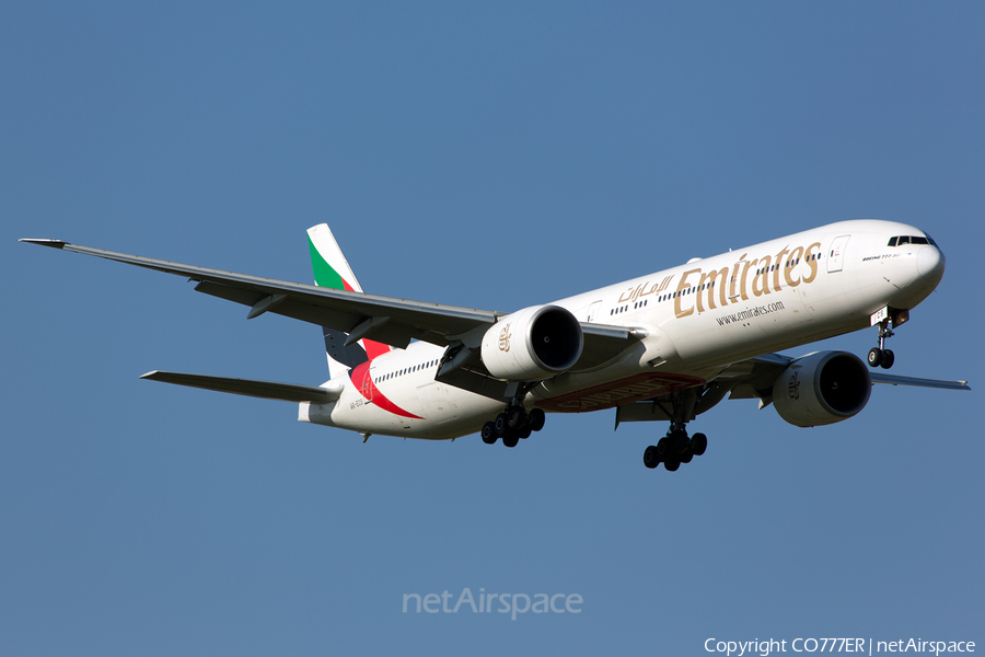 Emirates Boeing 777-31H(ER) (A6-ECS) | Photo 104515