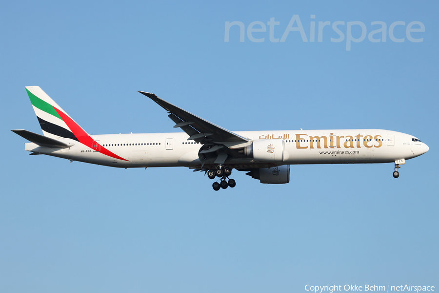 Emirates Boeing 777-31H(ER) (A6-ECS) | Photo 72311