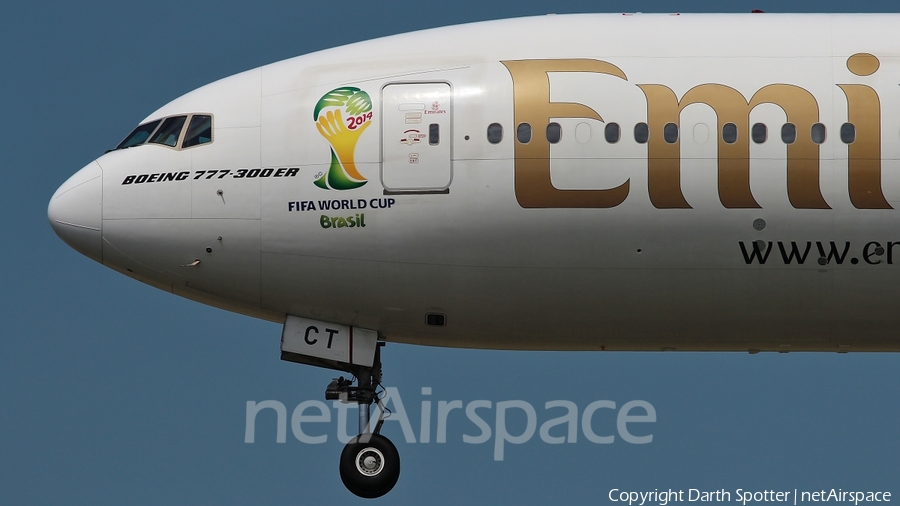 Emirates Boeing 777-31H(ER) (A6-ECT) | Photo 218896