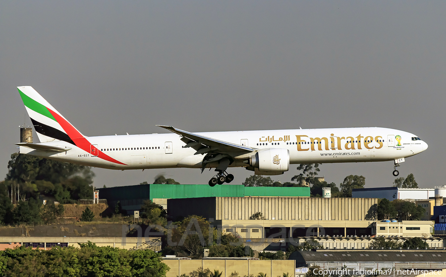Emirates Boeing 777-31H(ER) (A6-ECT) | Photo 548581