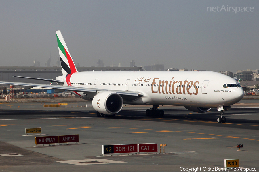 Emirates Boeing 777-31H(ER) (A6-ECU) | Photo 39786