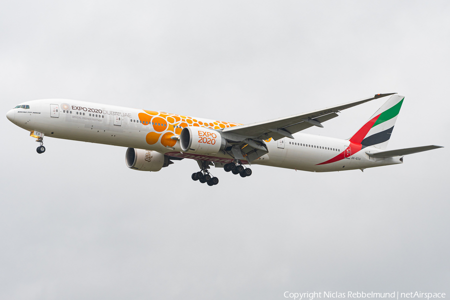 Emirates Boeing 777-31H(ER) (A6-ECU) | Photo 367248