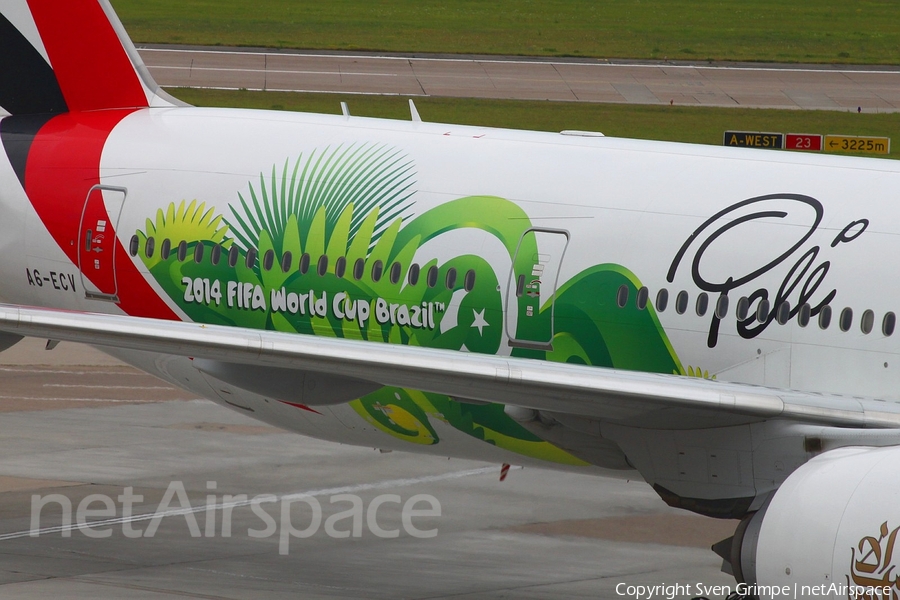 Emirates Boeing 777-31H(ER) (A6-ECV) | Photo 53476