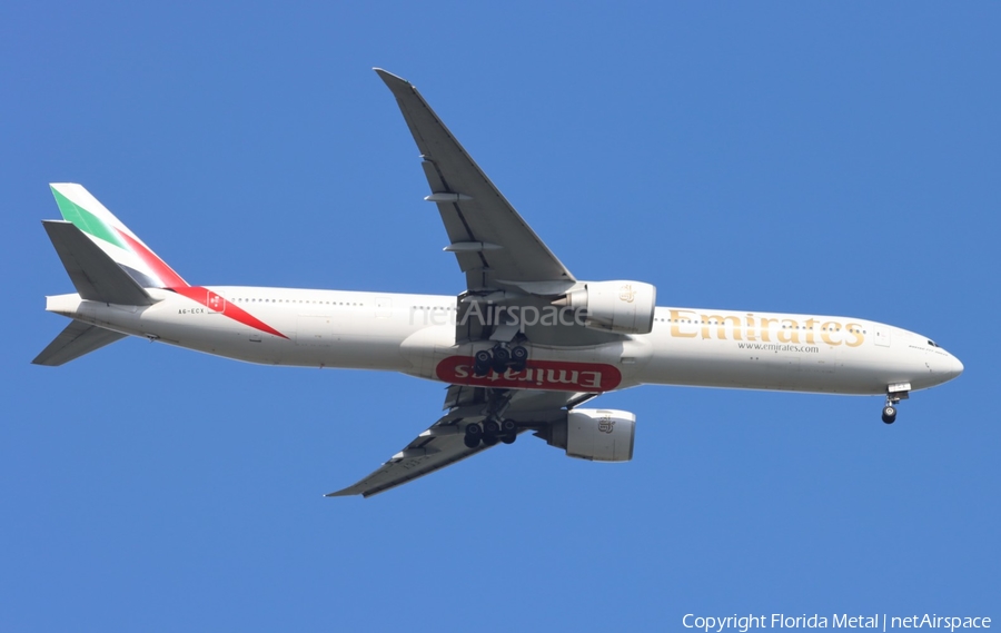 Emirates Boeing 777-31H(ER) (A6-ECX) | Photo 516062